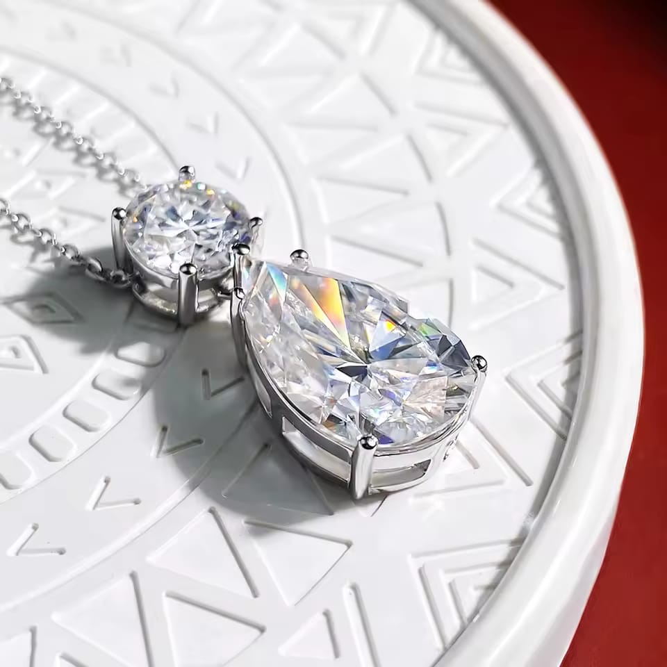 Colar Shine em Moissanite 9.5 CTW