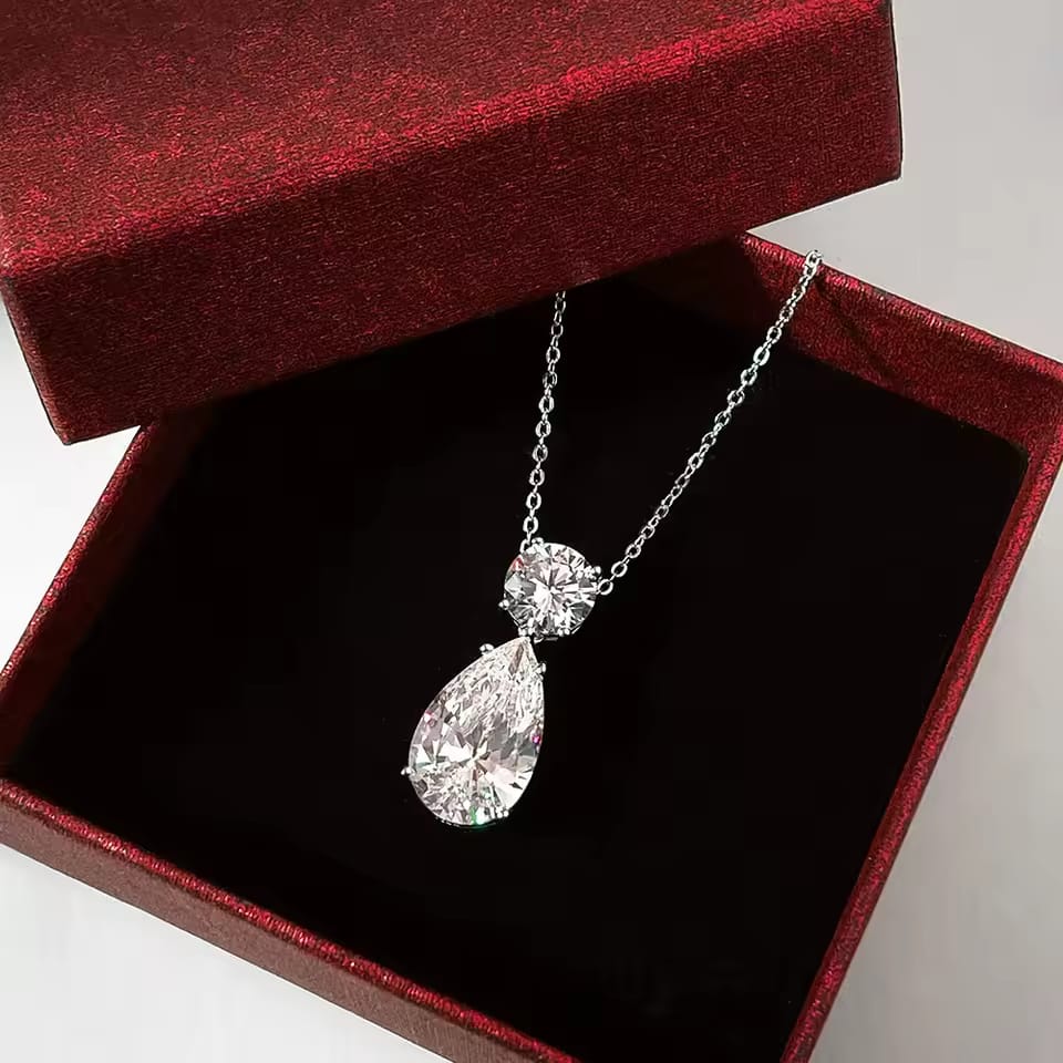 Colar Shine em Moissanite 9.5 CTW